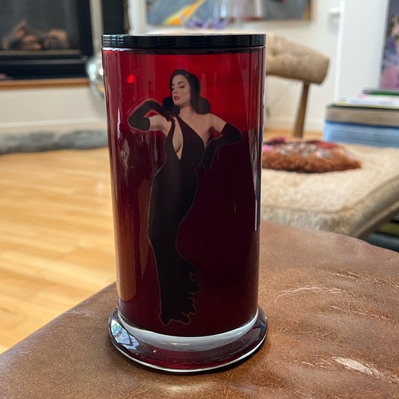 Dita Von Teese Scandalwood Candle - Picture 1 of 2